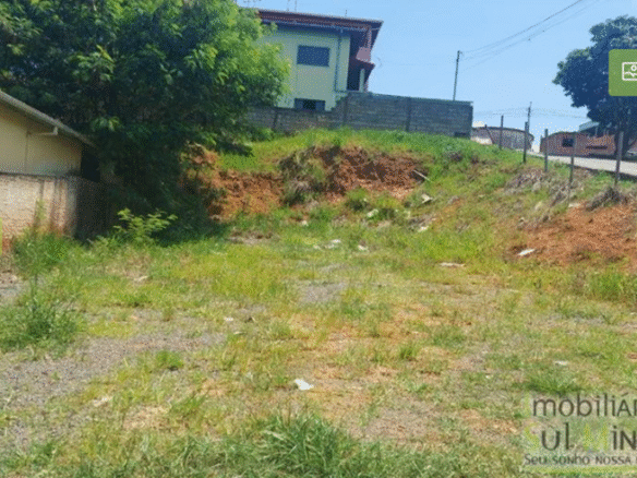 Lote em Cambuí MG À Venda em frente a Posto de SaúdeCOD2356 (1)