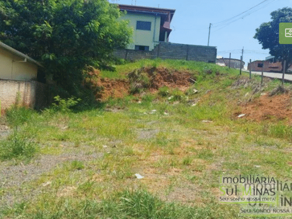 Lote em Cambuí MG À Venda em frente a Posto de SaúdeCOD2356 (1)