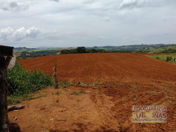 Terreno de 5 Alqueires À Venda em Estiva MG COD2375 (1)