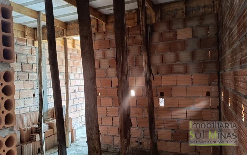 Casa Moderna à Venda em CambuíMG – 3 Dormitórios, Sendo 2 com Closet COD2378 (9)