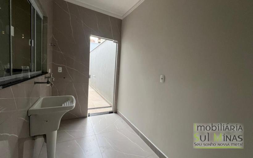 Casa de Ótimo Padrão para Locação em Cambuí – MG COD2383 (6)