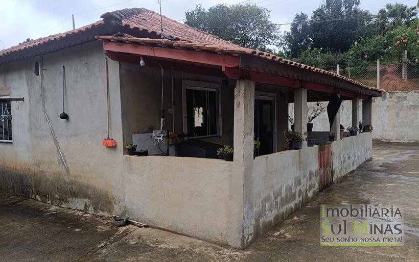 Chácara Com 1600m² À Venda em Senador Amaral COD2396 (2)