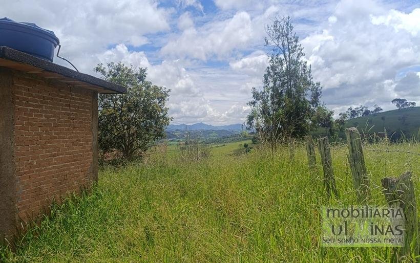 Chácara Com 30.000m² e Vista Incrível À Venda em Cambuí MG COD2385 (17)