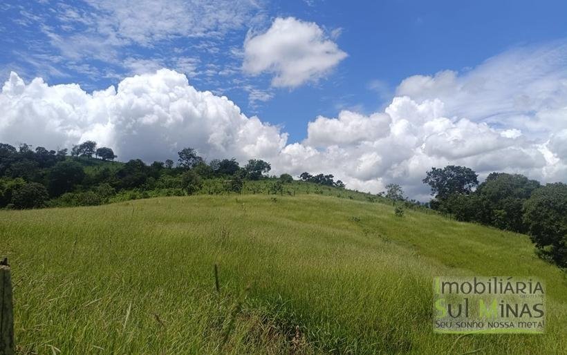 Chácara Com 30.000m² e Vista Incrível À Venda em Cambuí MG COD2385 (22)