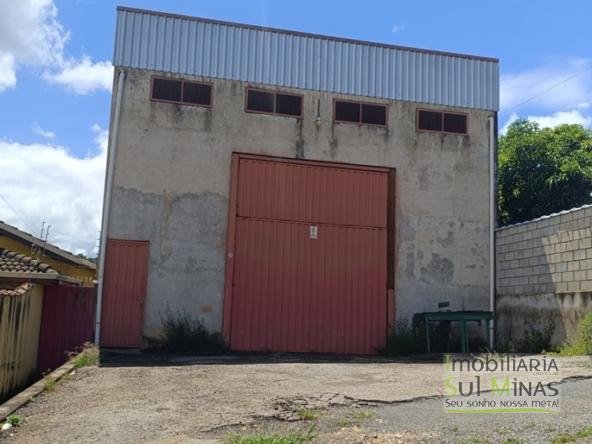 Galpão Com 400m² Em Ótima Localização Para Locação em Cambuí MG COD2381 (1)