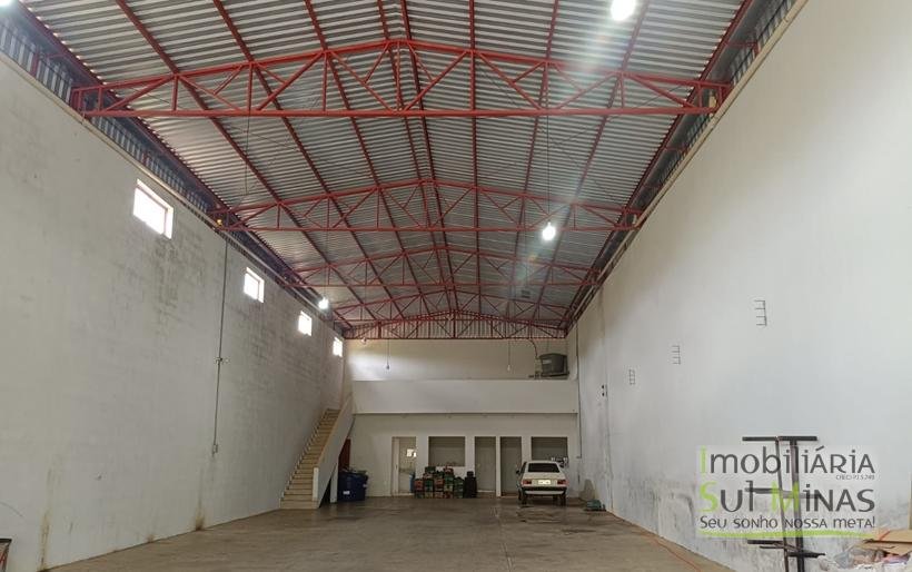 Galpão Com 400m² Em Ótima Localização Para Locação em Cambuí MG COD2381 (13)