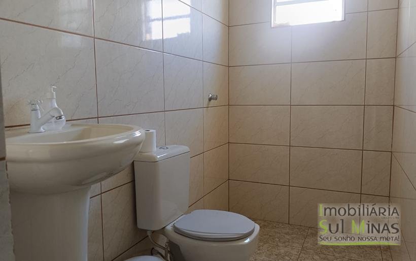 Galpão Com 400m² Em Ótima Localização Para Locação em Cambuí MG COD2381 (2)