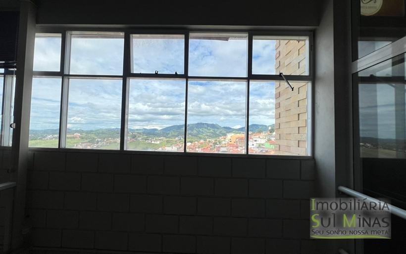 Prédio Comercial com Ótima Estrutura à Venda em Cambuí MG (6)