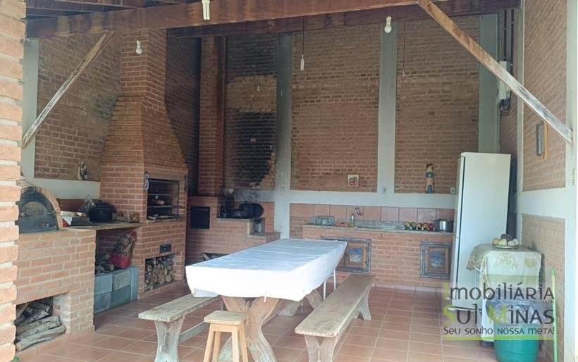 Sítio Completo à Venda em Camanducaia – Estrutura Impecável, Fácil Acesso e Próximo a Fernão DiasCOD2386 (55)