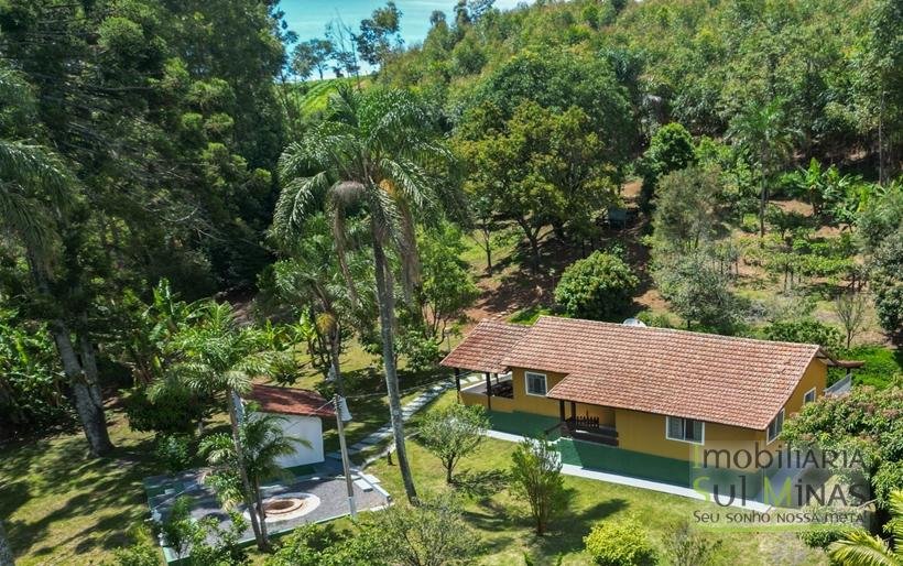 Sítio à Venda em CambuíMG – 30.800 m² de Natureza, Conforto e Privacidade COD2377 (15)