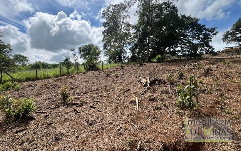 Terreno Rural com 1450m² a 1,2km da Fernão Dias À Venda em Estiva MG COD2392 (5)