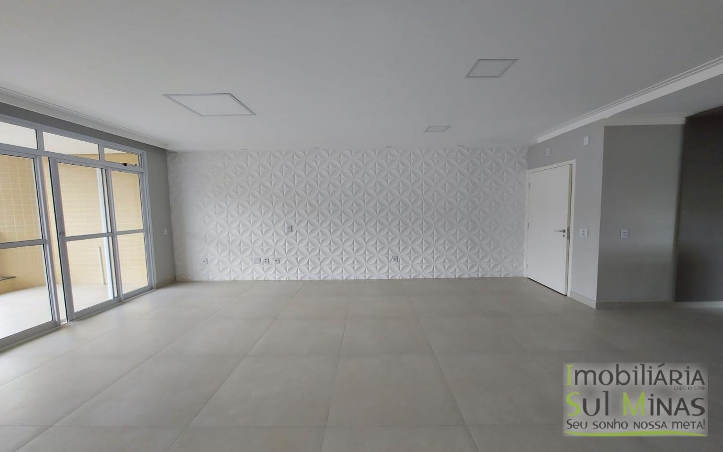 Apartamento Alto Padrão com 140 m² a Venda em Cambuí MG cod1592 (15)