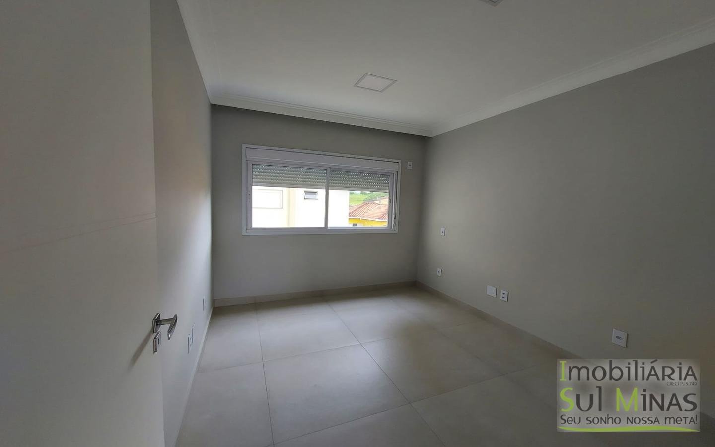 Apartamento Alto Padrão com 140 m² a Venda em Cambuí MG cod1592 (19)