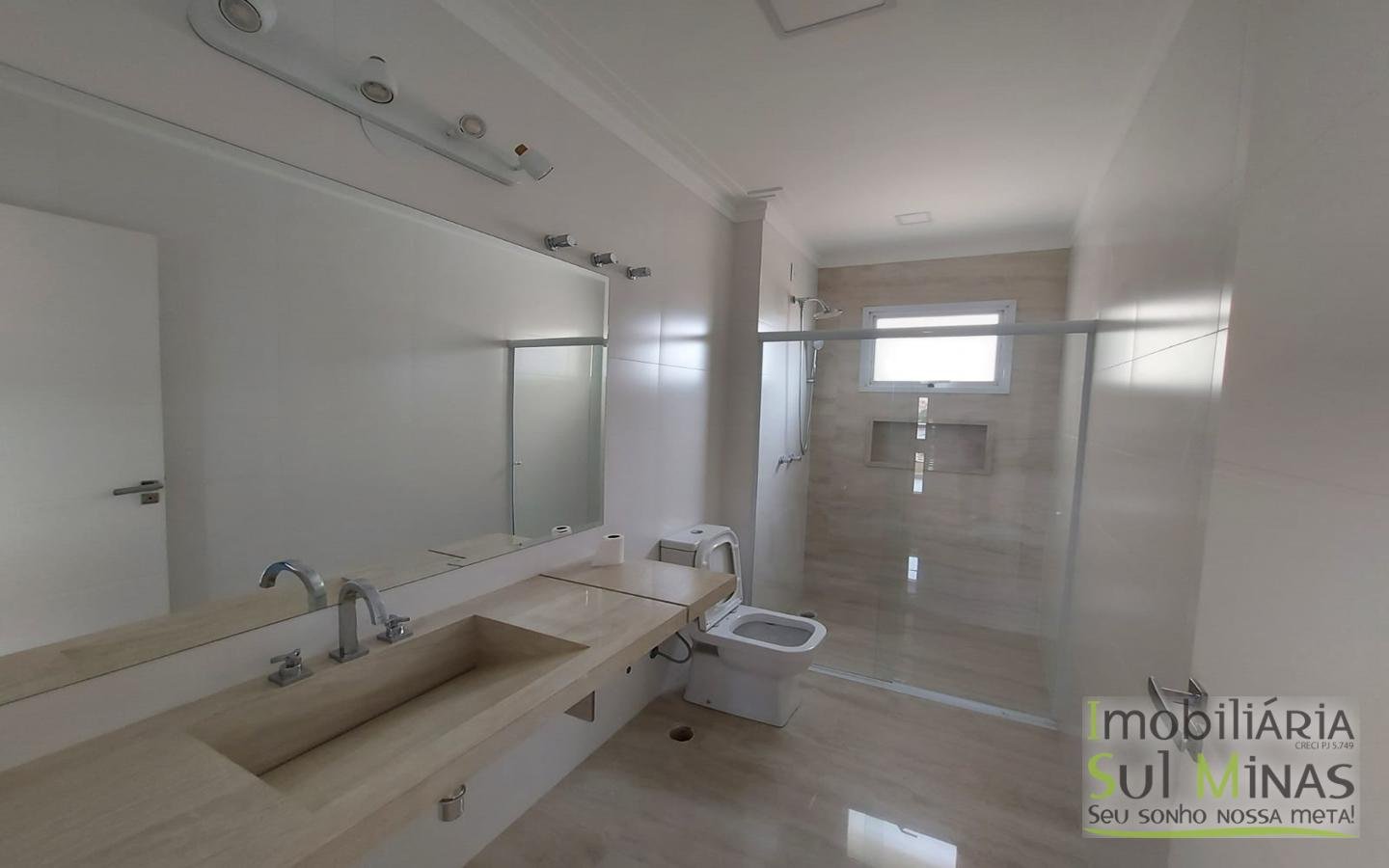 Apartamento Alto Padrão com 140 m² a Venda em Cambuí MG cod1592 (20)