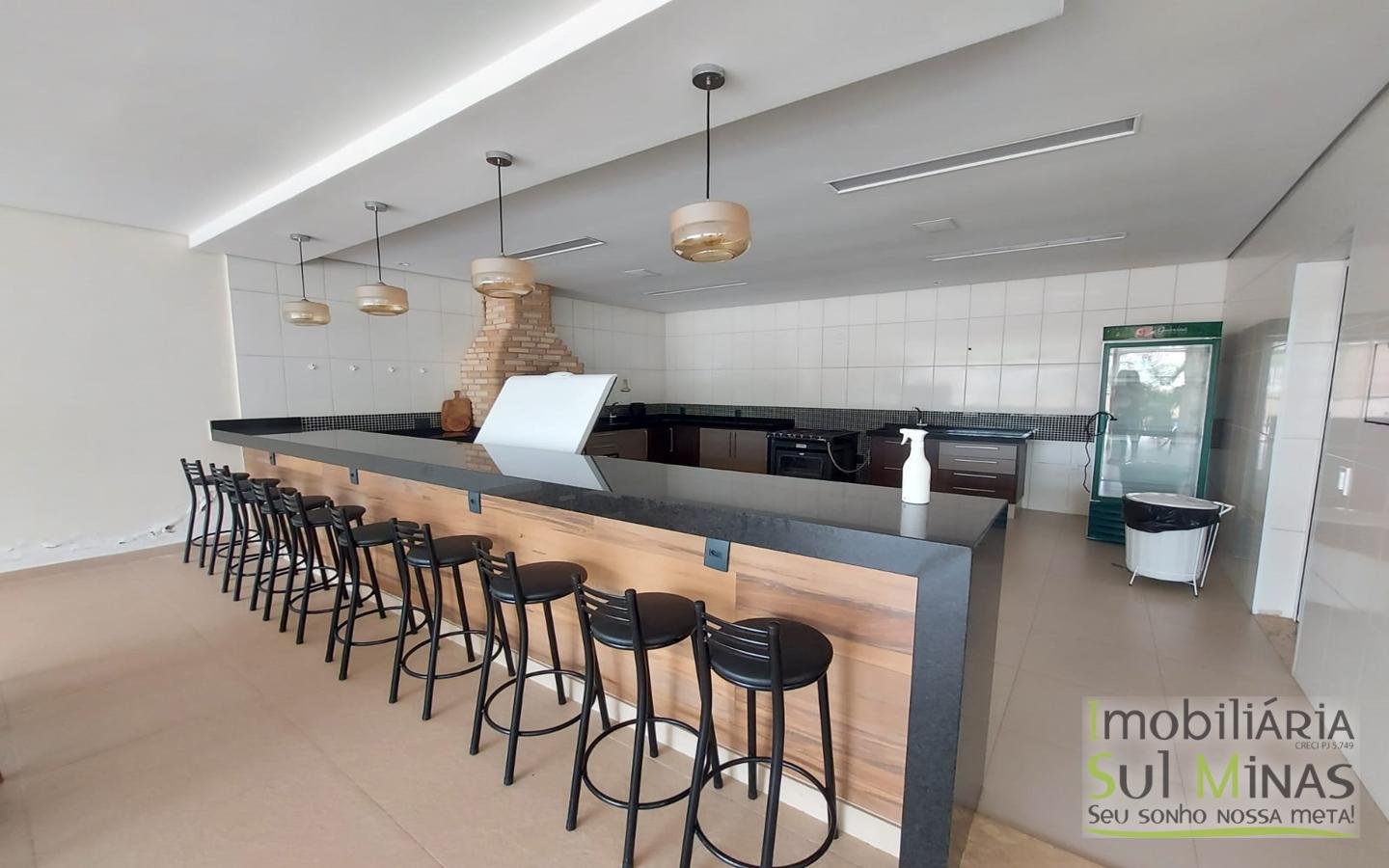 Apartamento Alto Padrão com 140 m² a Venda em Cambuí MG cod1592 (7)