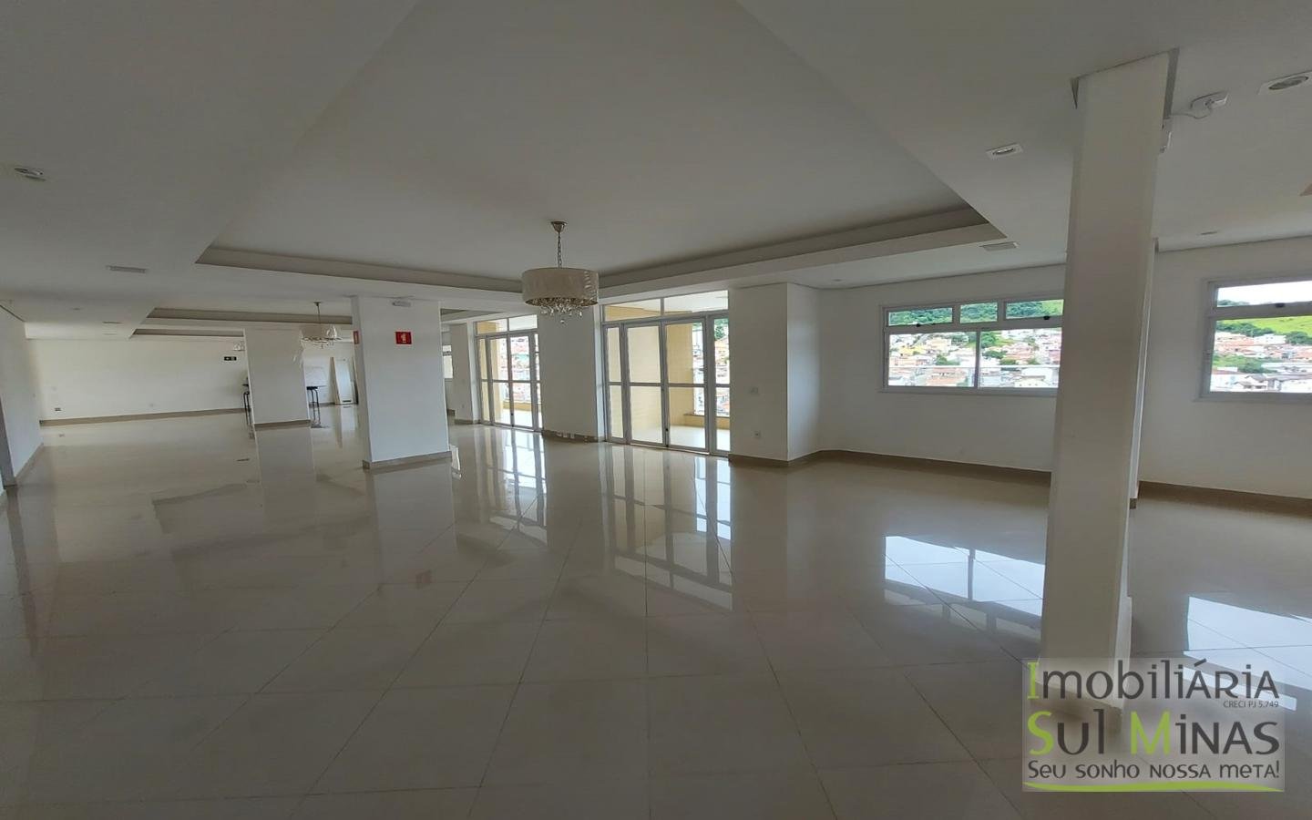 Apartamento Alto Padrão com 140 m² a Venda em Cambuí MG cod1592 (8)