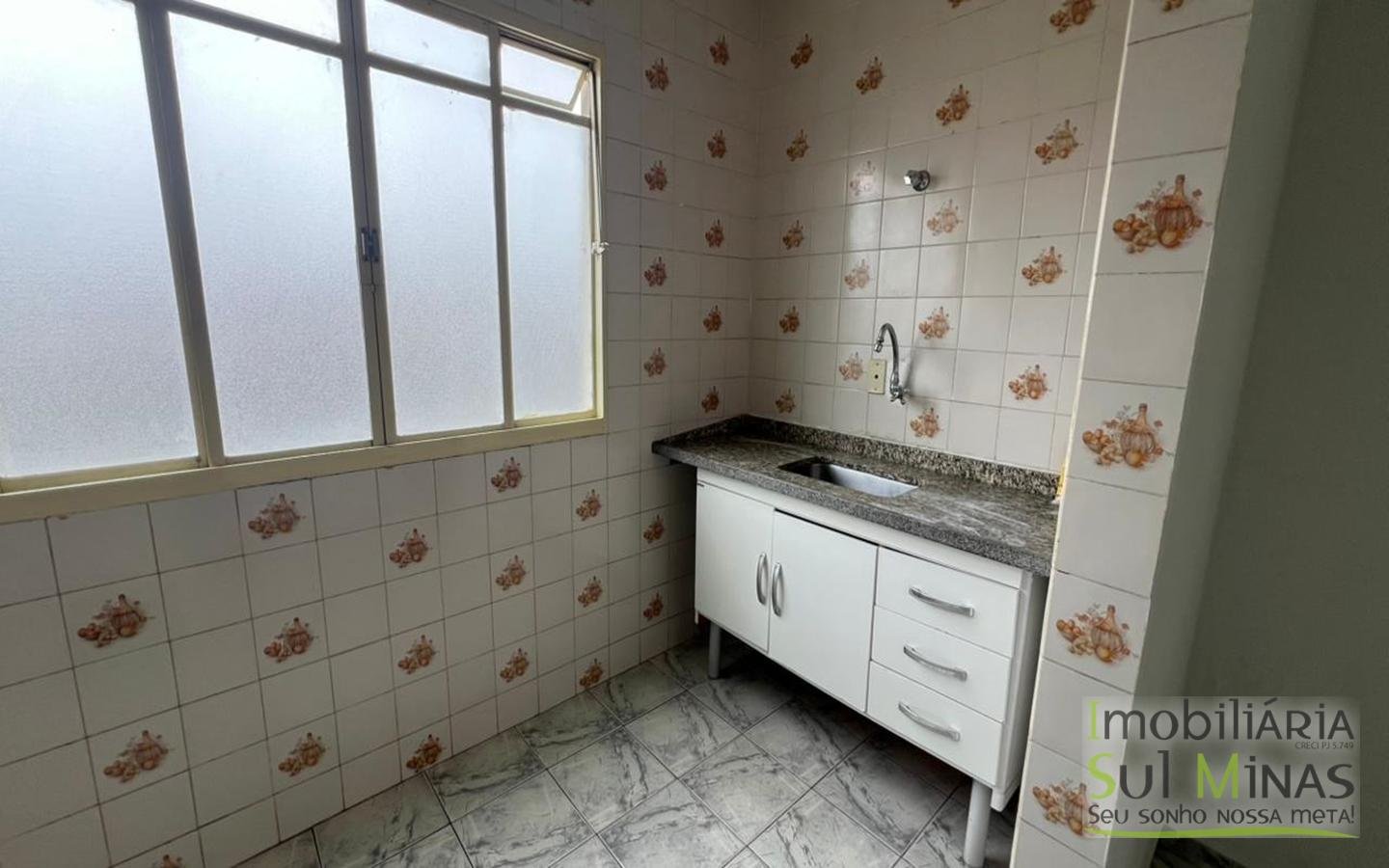 Apartamento Para Locação a apenas 200 metros do Centro CambuíMG cod2406 (1)