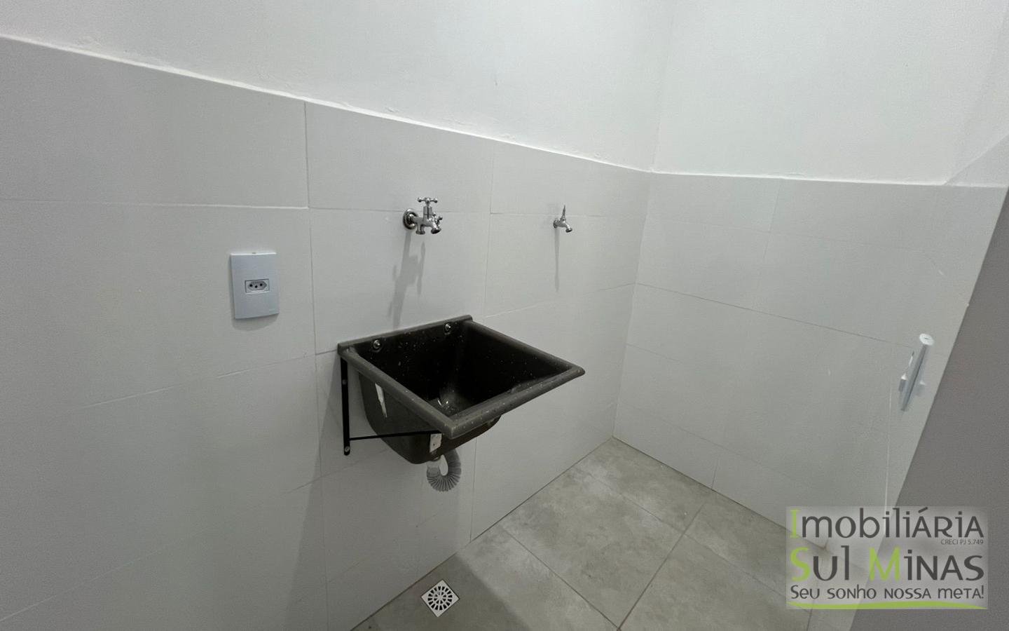 Apartamento Semi Novo à Venda em Cambuí MG– Conforto cod2423 (6)