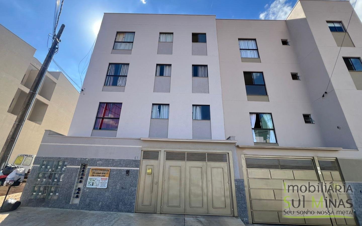 Apartamento Semi Novo à Venda em Cambuí MG– Conforto cod2423 (7)