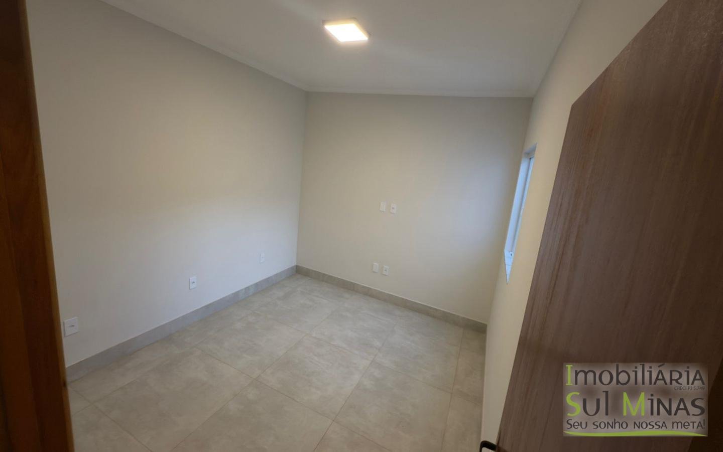 Apartamento com 120m² Para Locação em Ótimo Bairro de Cambuí MG cod2416 (10)