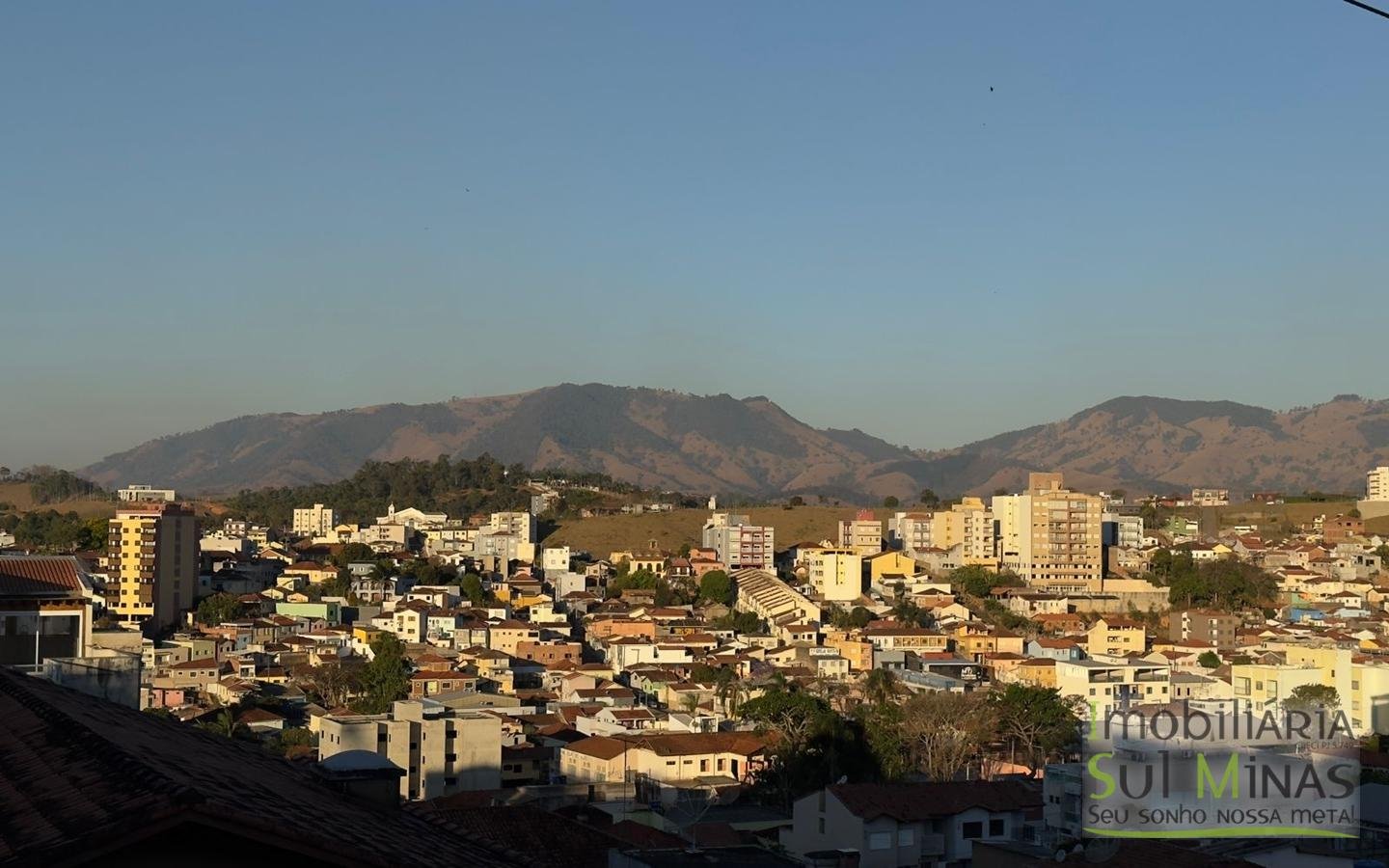 Apartamento com 120m² Para Locação em Ótimo Bairro de Cambuí MG cod2416 (4)