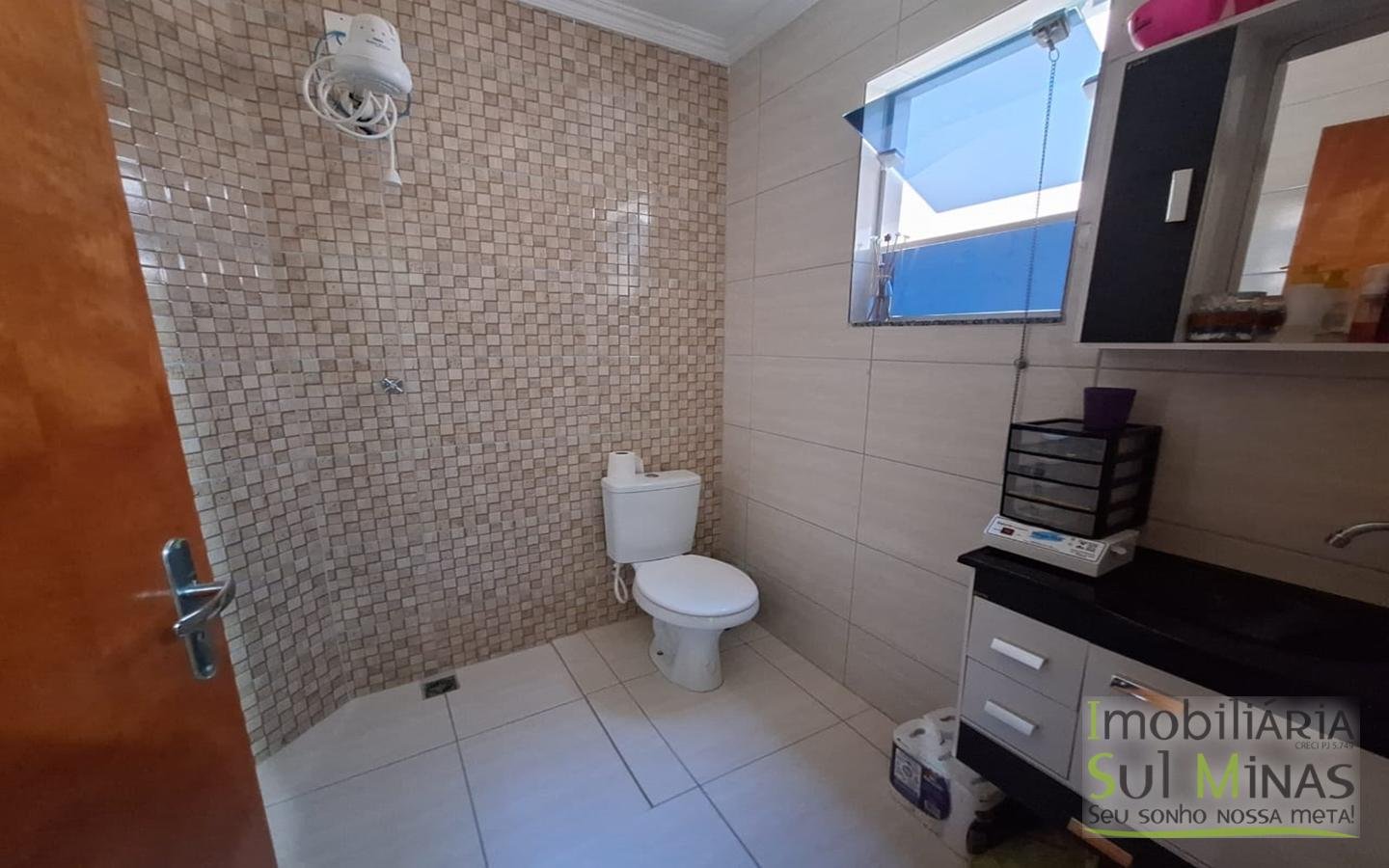 Apartamento com vista pra cidade à Venda em Cambuí MG cod1913 (3)