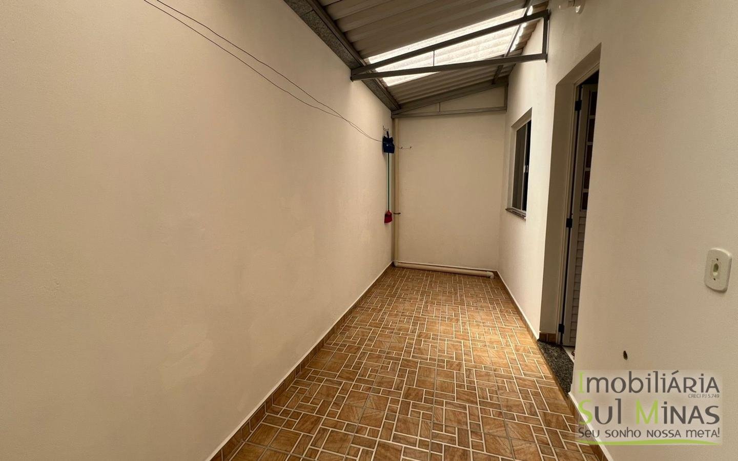Apartamento de 66m ²a 700 metros do Centro de Cambuí MG À Venda cod2399 (12)