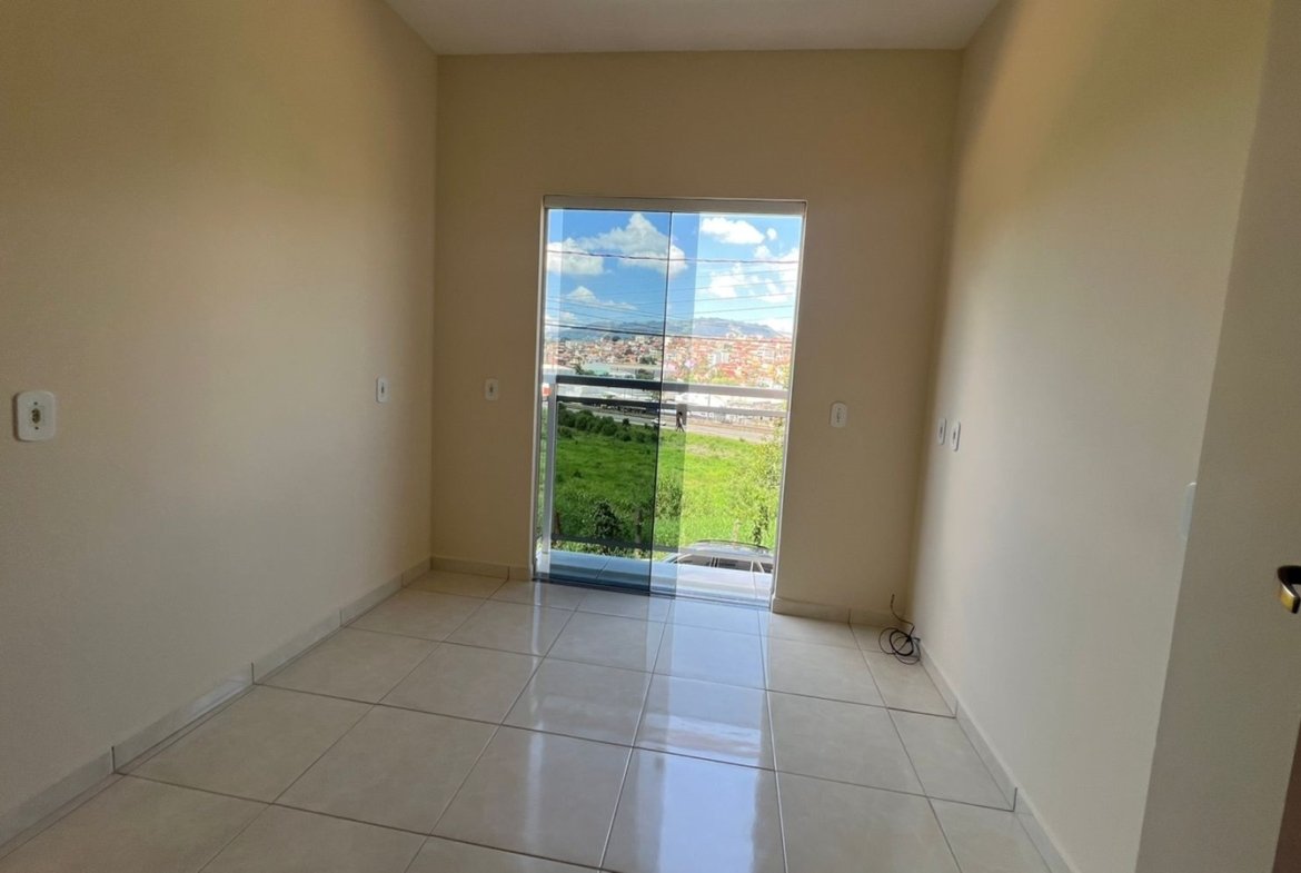 Apartamento de 66m ²a 700 metros do Centro de Cambuí MG À Venda cod2399 (4)