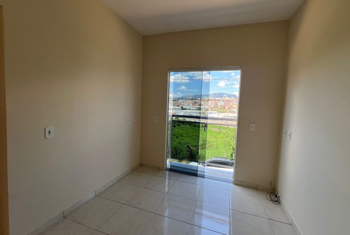 Apartamento de 66m ²a 700 metros do Centro de Cambuí MG À Venda cod2399 (5)