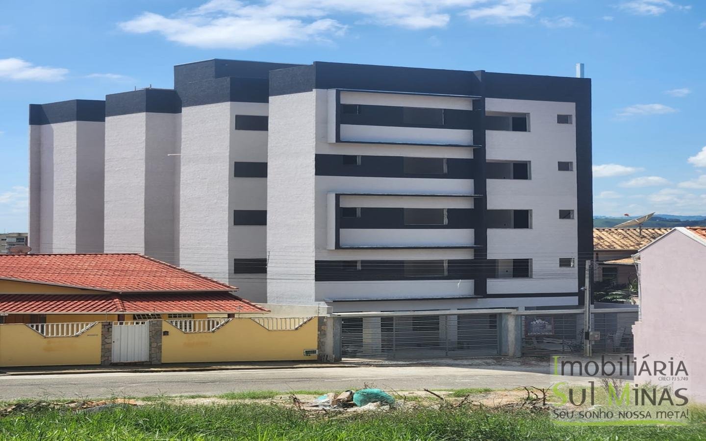 Apartamento de Alto Padrão com 70m² a venda em Cambuí MG (8)