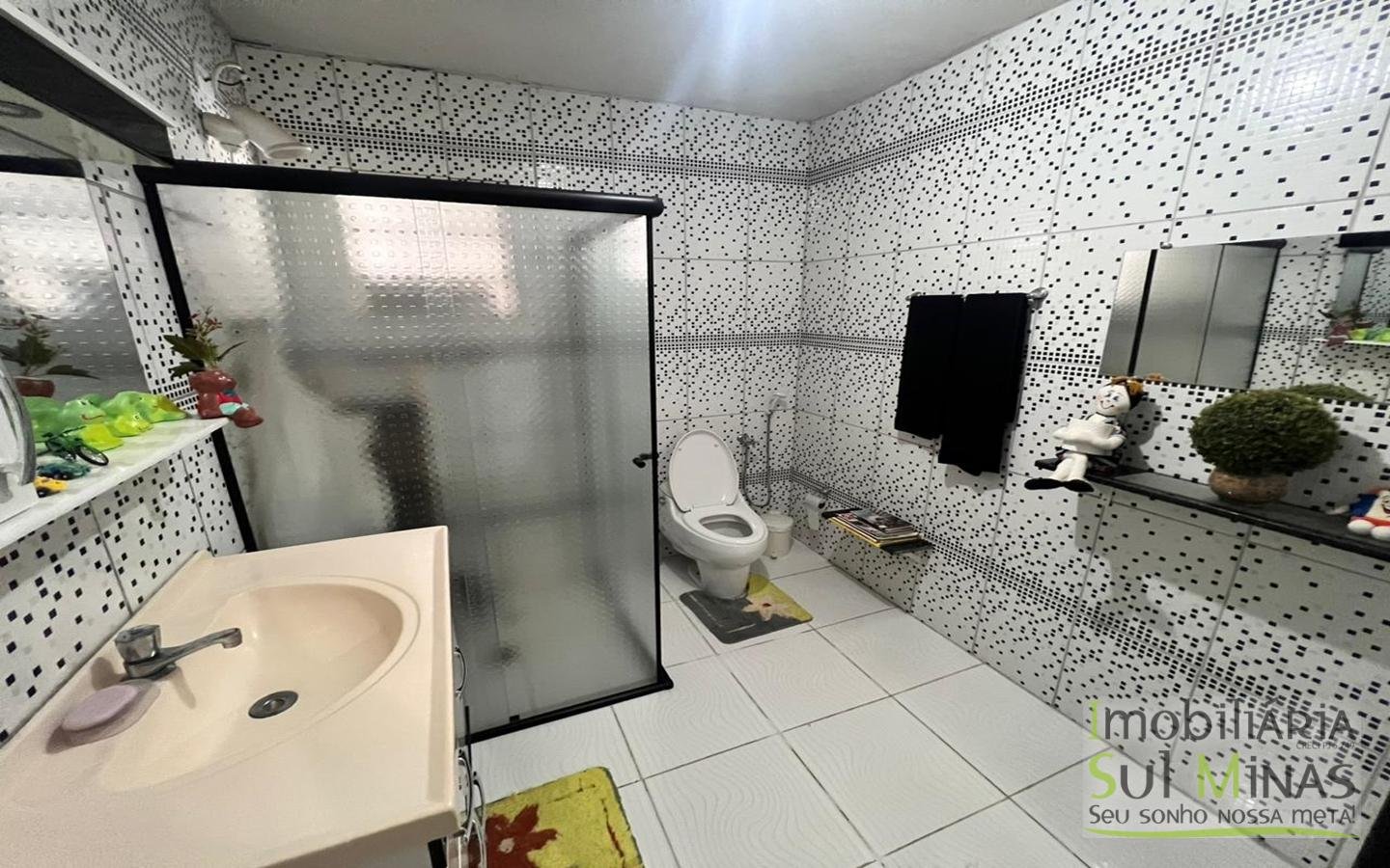 Casa 3 dormitórios sendo uma Suíte com Closet a Venda em Cambuí MG Cód. 1768 (14)