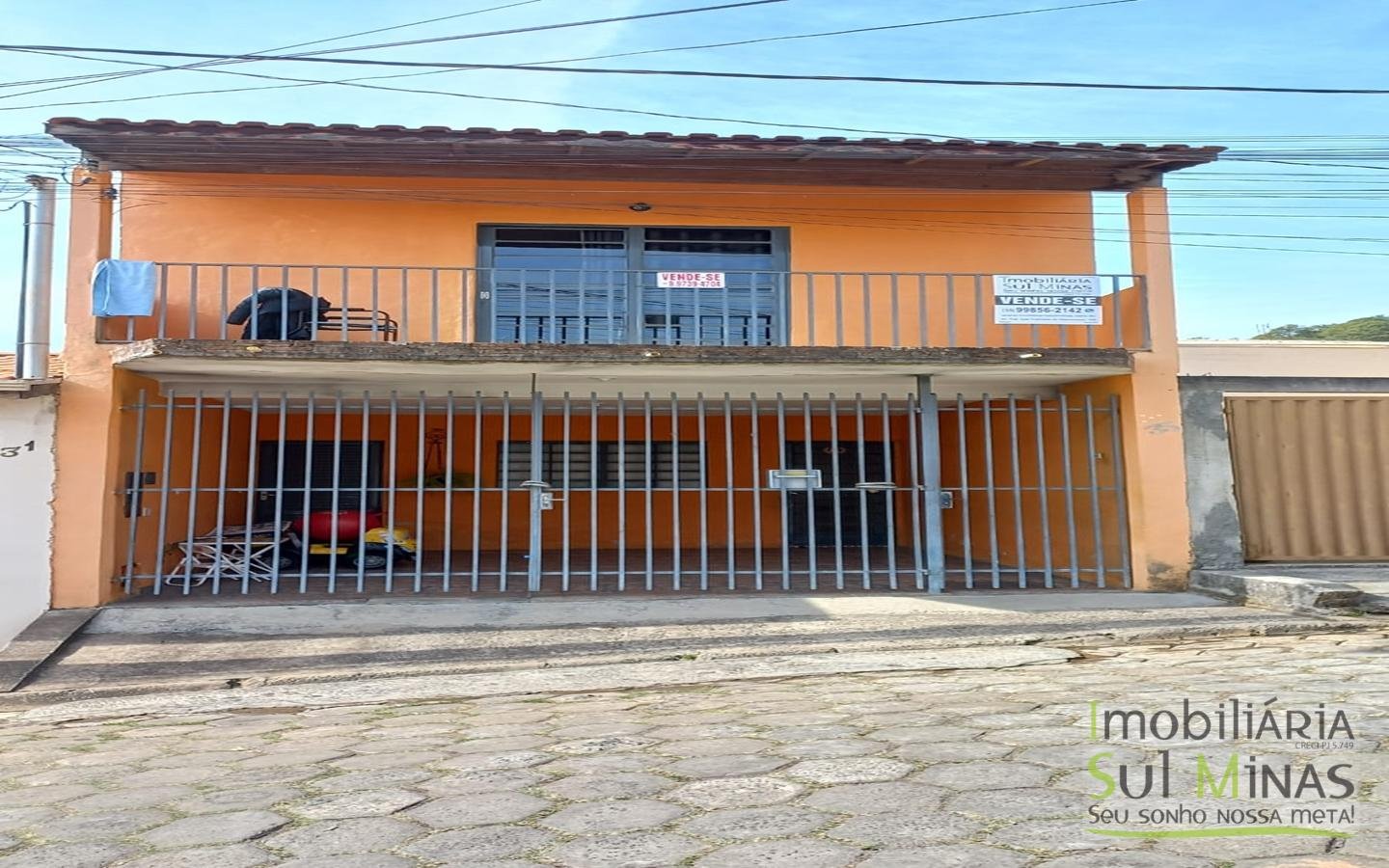 Casa Assobradada com 3 Dormitórios a Venda em Cambuí MG Cód. 1499 (9)