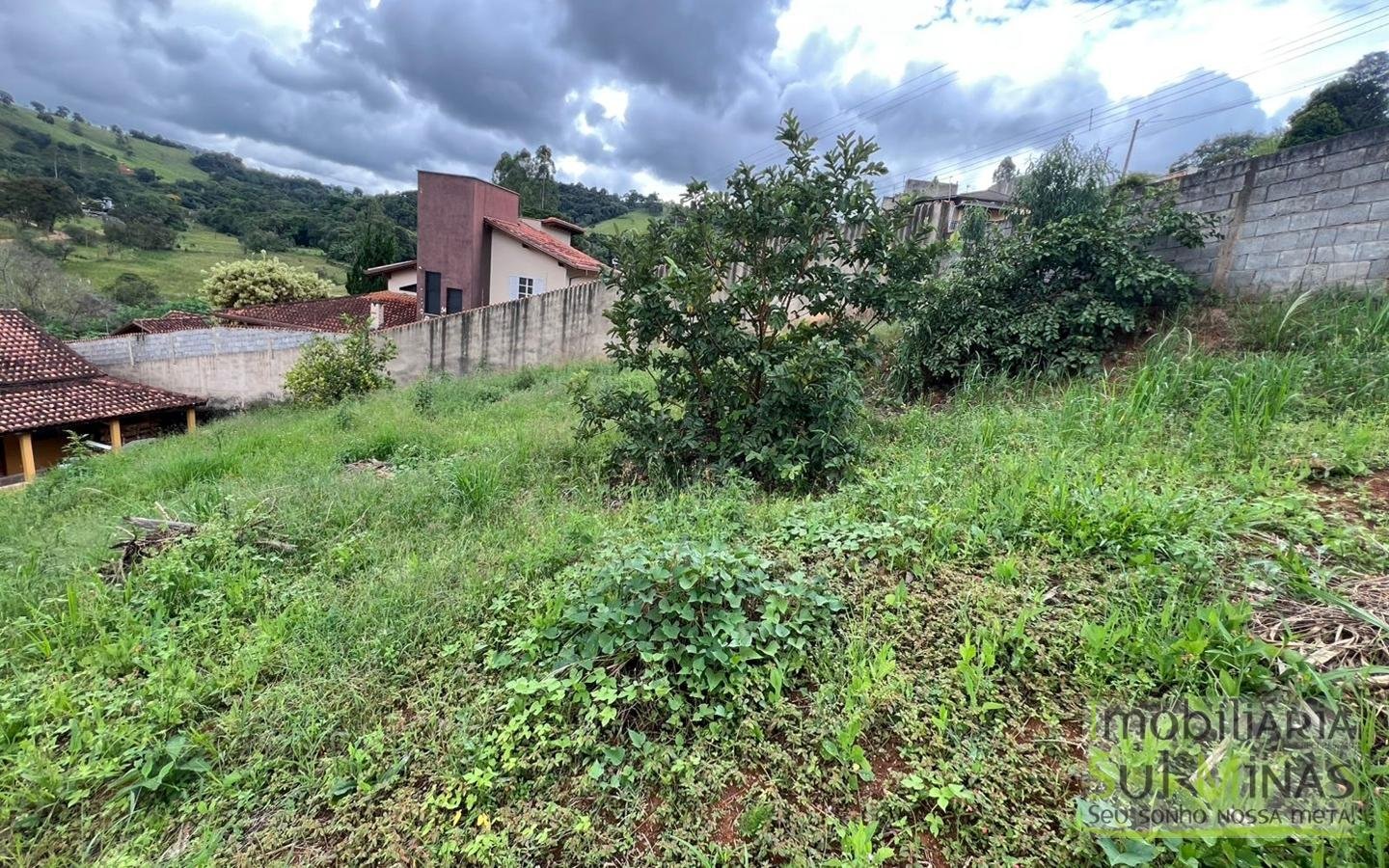 Casa Estilo Chácara em Condomínio Fechado – À Venda em Cambuí MG cod2417 (3)