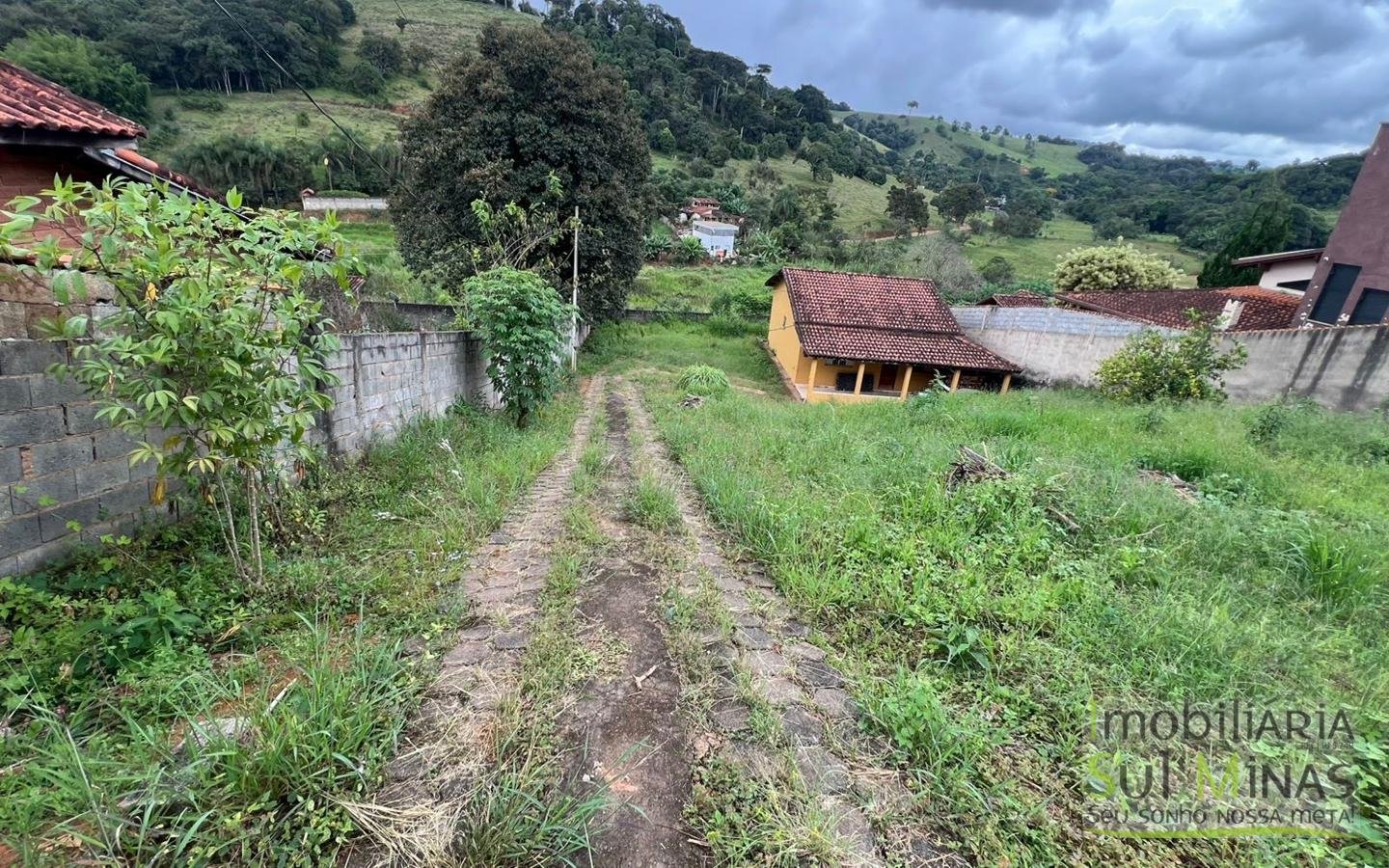 Casa Estilo Chácara em Condomínio Fechado – À Venda em Cambuí MG cod2417 (5)