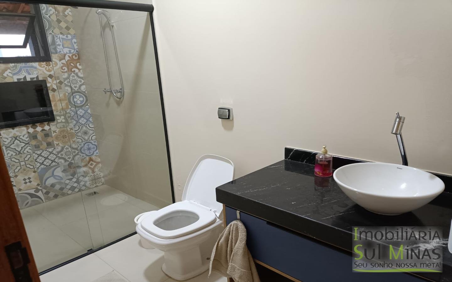 Casa Moderna de Alto Padrão a Venda em Cambuí MG Cód. 1704 (17)