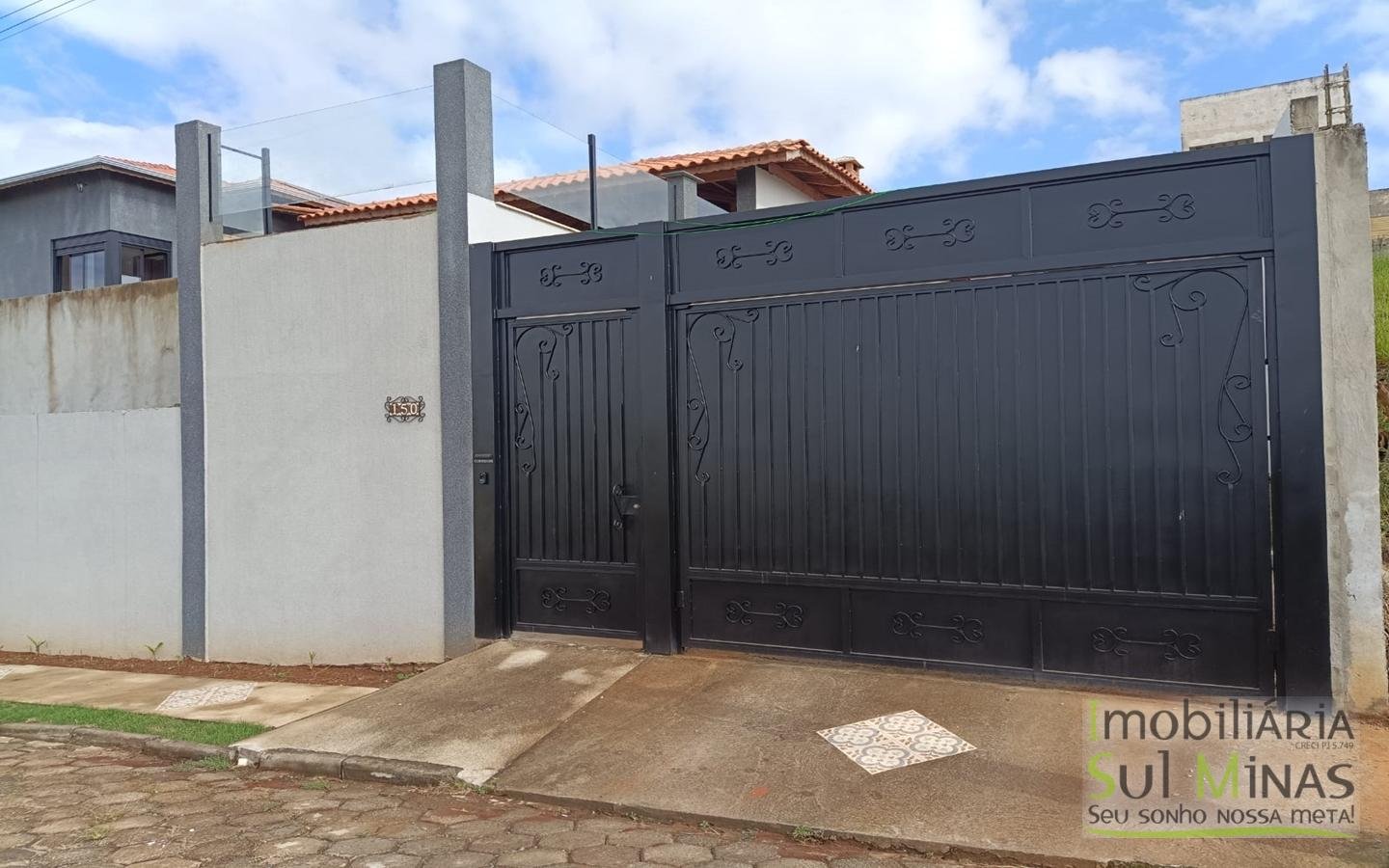 Casa Moderna de Alto Padrão a Venda em Cambuí MG Cód. 1704 (31)