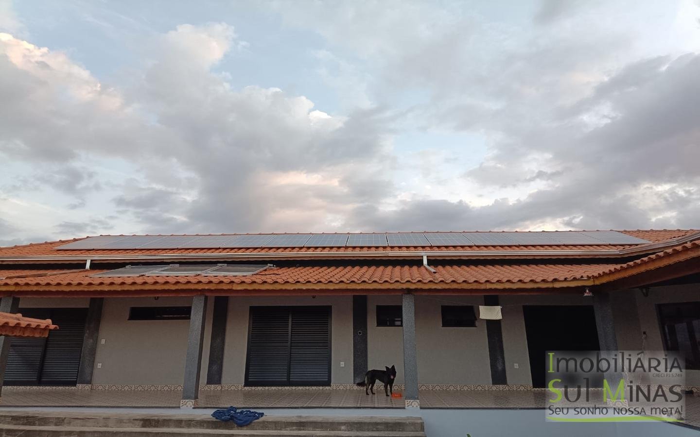 Casa Moderna de Alto Padrão a Venda em Cambuí MG Cód. 1704 (37)