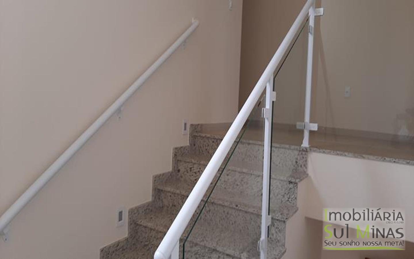 Casa Nova a Venda em Cambuí MG Cód. 1452 (13)