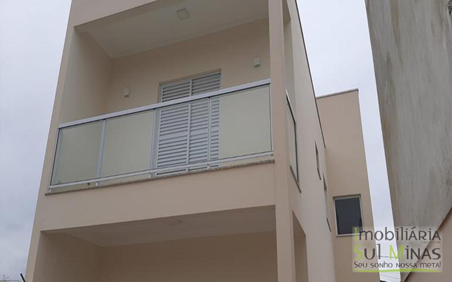 Casa Nova a Venda em Cambuí MG Cód. 1452 (34)