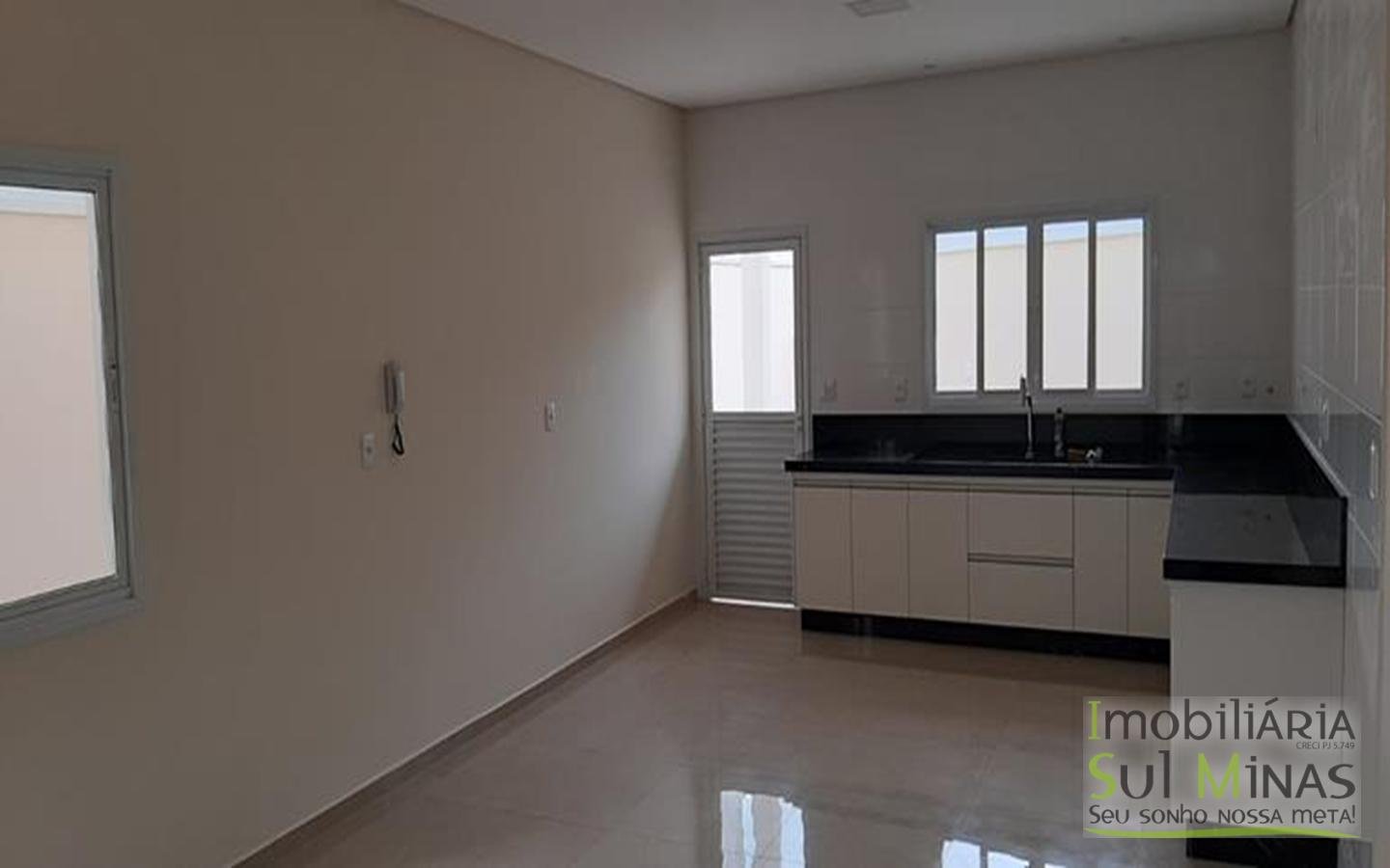 Casa Nova a Venda em Cambuí MG Cód. 1452 (4)