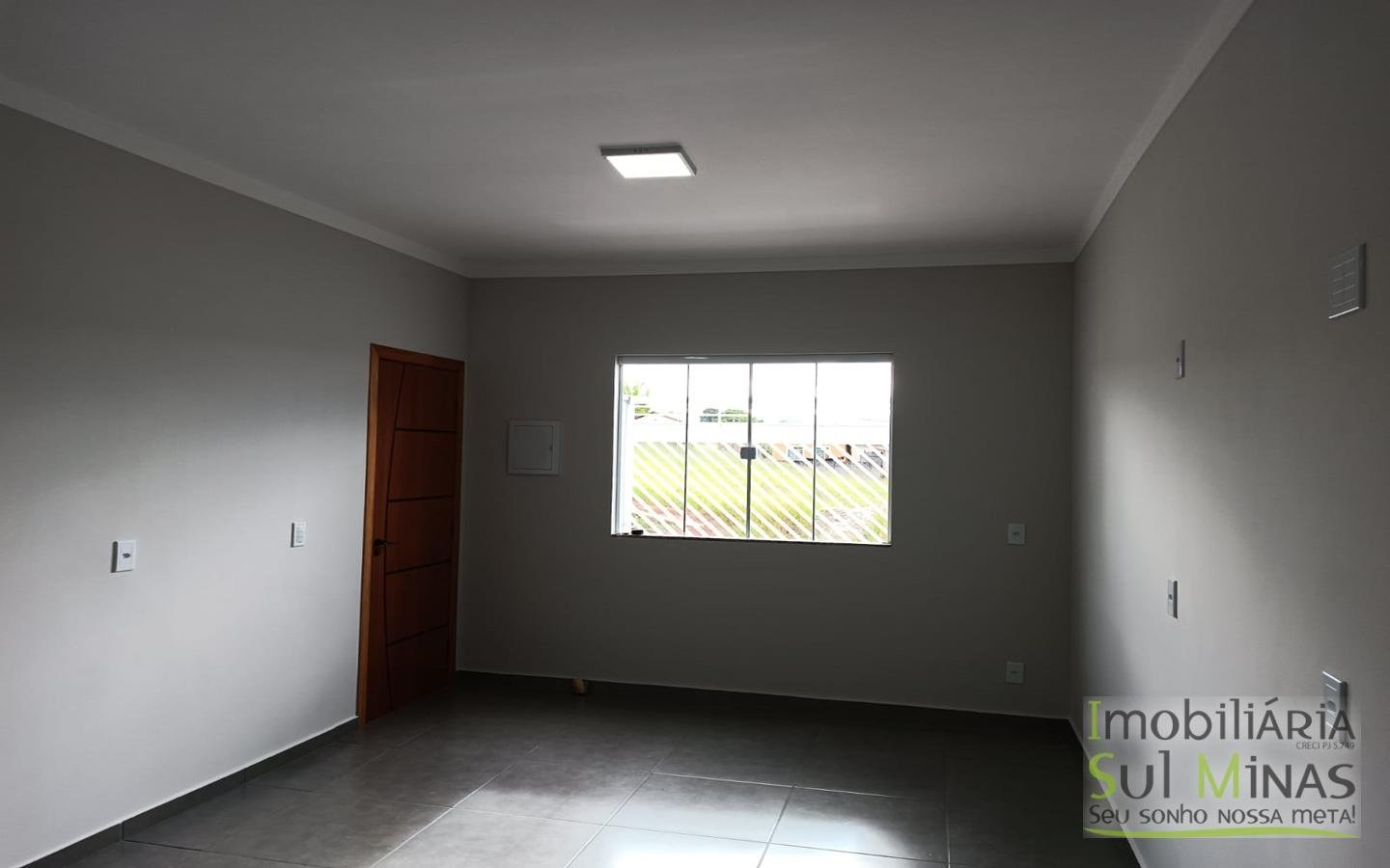 Casa Nova com 3 Dormitórios a Venda em Cambuí MG Cód. 1681 (2)