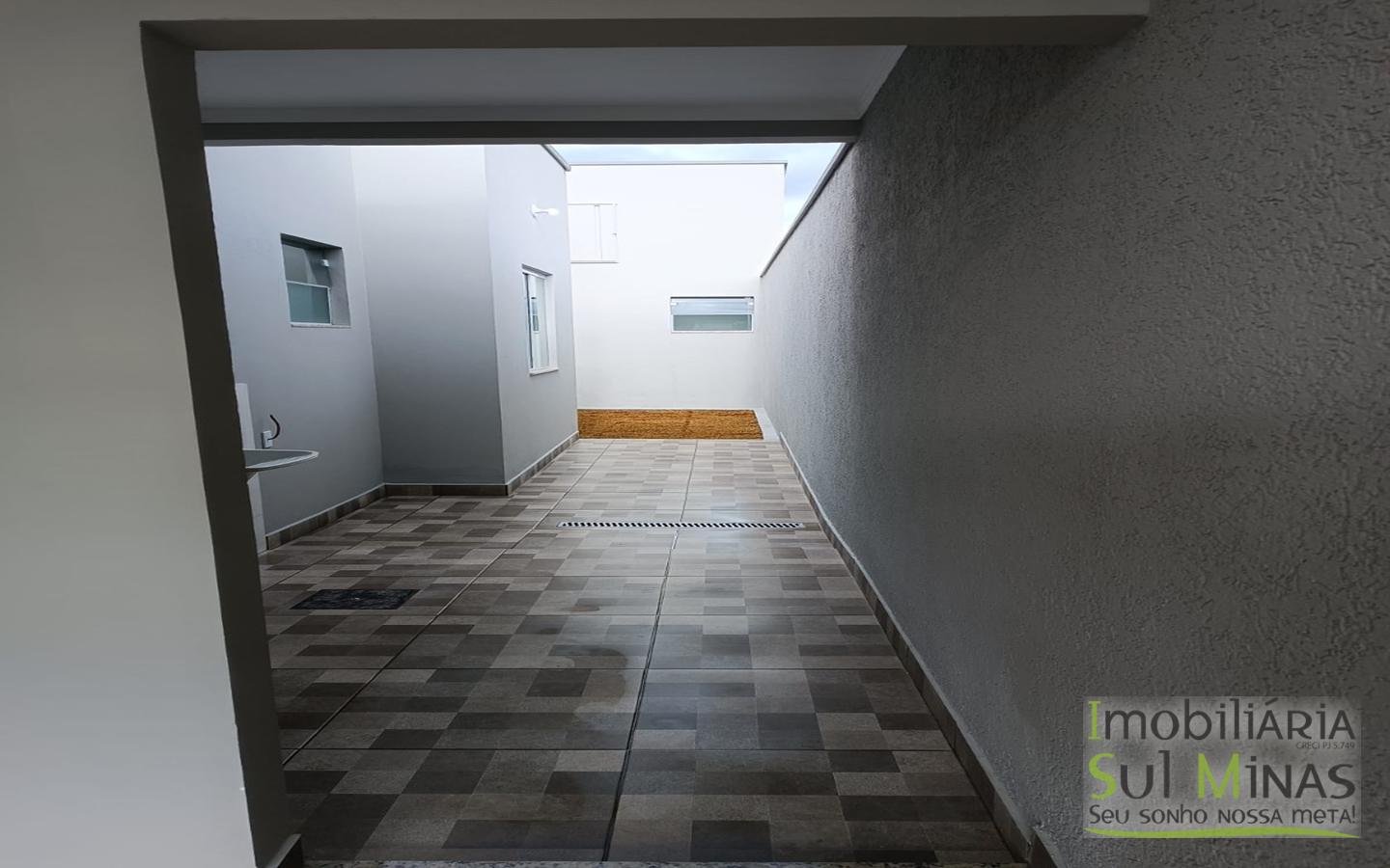 Casa Nova com 3 Dormitórios a Venda em Cambuí MG Cód. 1681 (22)