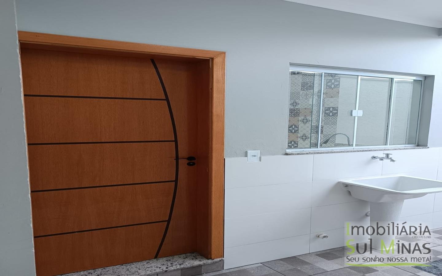 Casa Nova com 3 Dormitórios a Venda em Cambuí MG Cód. 1681 (23)