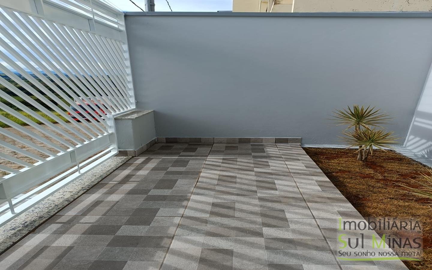 Casa Nova com 3 Dormitórios a Venda em Cambuí MG Cód. 1681 (24)