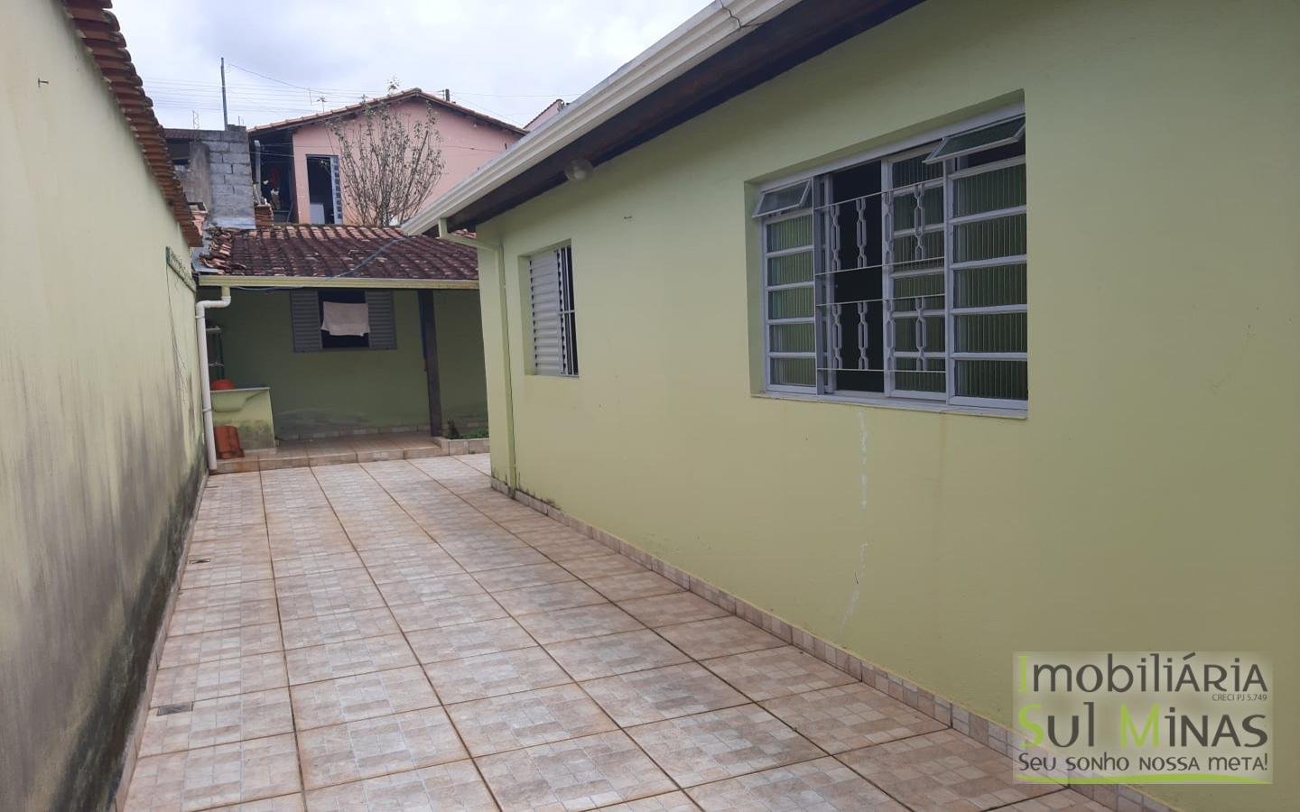 Casa a Venda em Cambuí MG com Edícula Cód. 1607 (19)