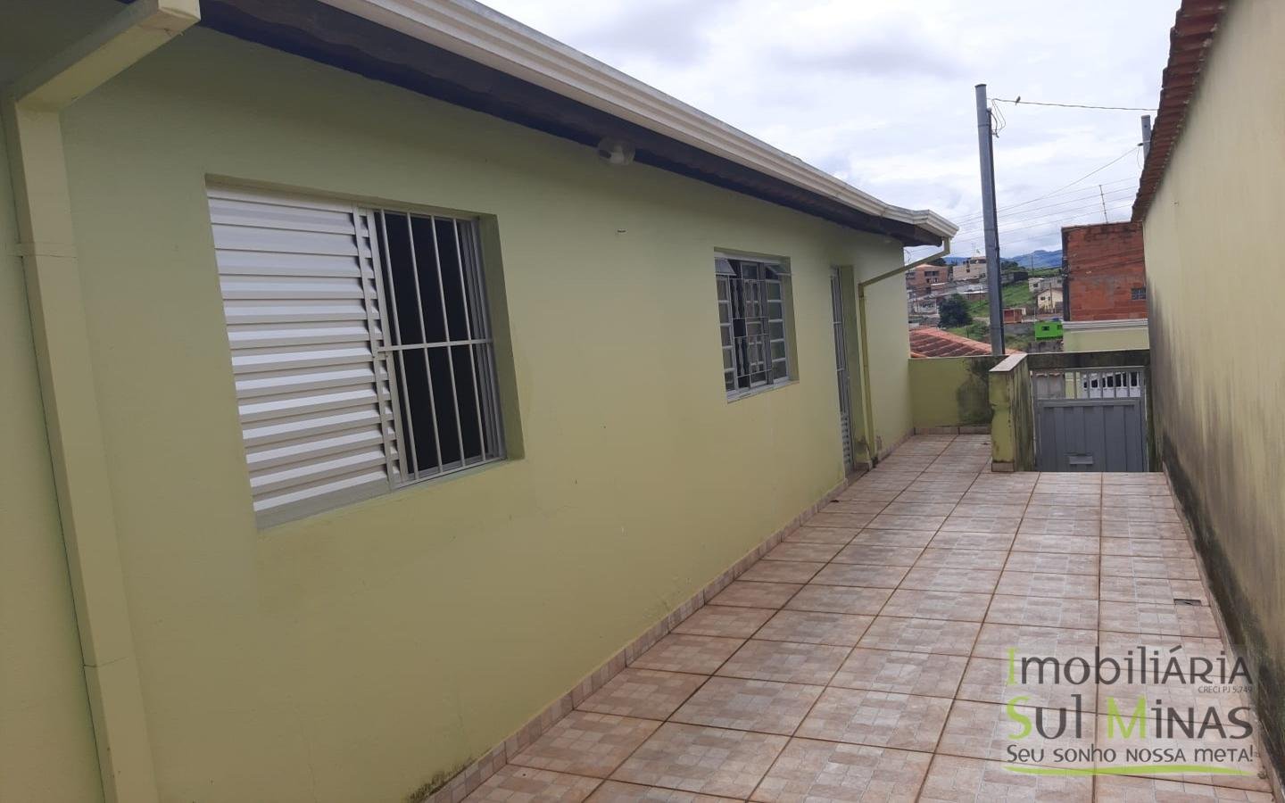 Casa a Venda em Cambuí MG com Edícula Cód. 1607 (21)