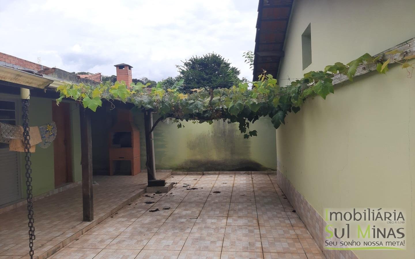 Casa a Venda em Cambuí MG com Edícula Cód. 1607 (22)