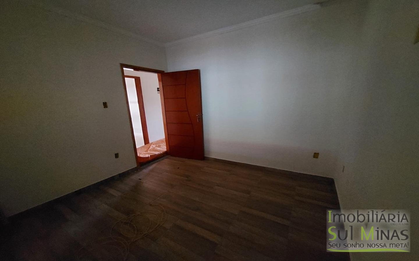 Casa a Venda no Córrego do Bom Jesus MG com 3 quartos Cód. 1599 (2)