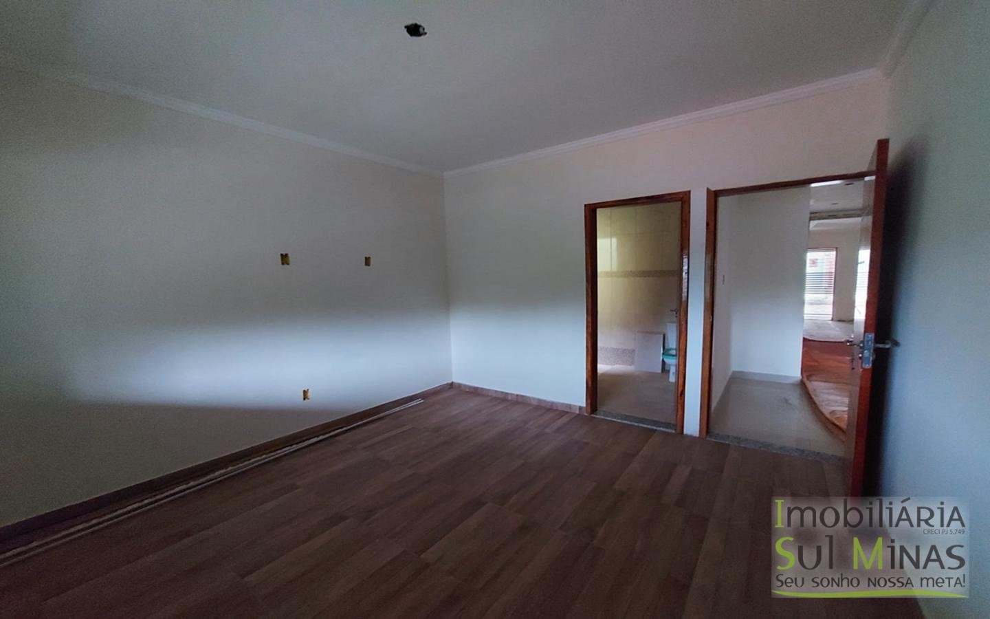 Casa a Venda no Córrego do Bom Jesus MG com 3 quartos Cód. 1599 (8)