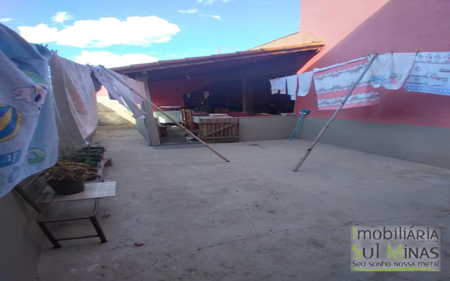 Casa a Venda no Córrego do Bom Jesus MG com 4 Dormitórios Cód. 1600 (11)